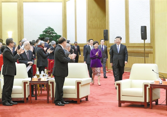 香港澳门仍然具有特殊地位和独特优势 仍然可