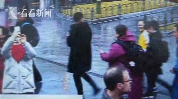 夫妻档迪士尼行骗 百度热搜 图1 夫妻档迪士尼行骗 百度热搜 图1