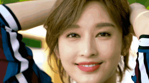 张俪被吐槽脸大?进入