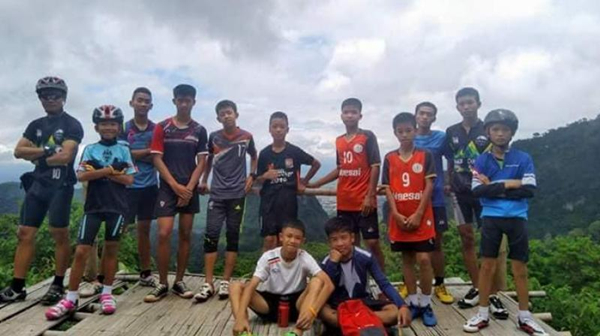泰国足球队洞穴救援将被拍电视剧 每人酬劳64