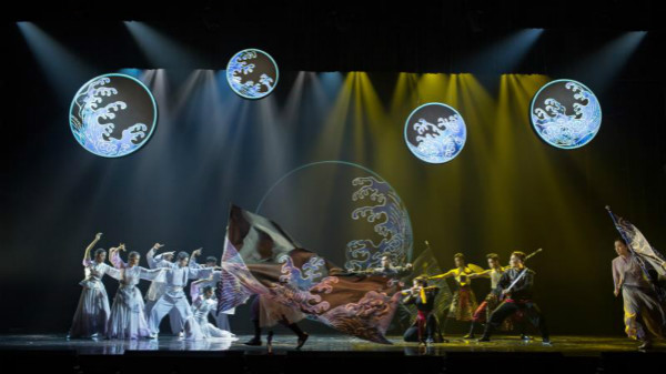 草原情暖金陵夜 察右后旗音乐剧《公民榜样都贵玛》传民族团结美谈