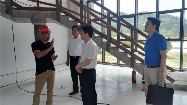 三明市教育局深入建宁县企业开展实地帮扶调研