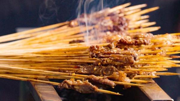 《人生一串》:看了就想吃夜宵,怎么破