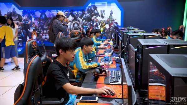 打游戏真的爽吗?油管主播带你了解台湾电竞高