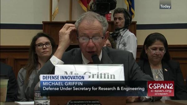 美国“高超副部长”格里芬博士向国会解释美国高超技术研究落后的原因