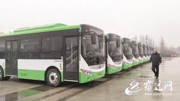 宿迁新能源公交车助力绿色出行