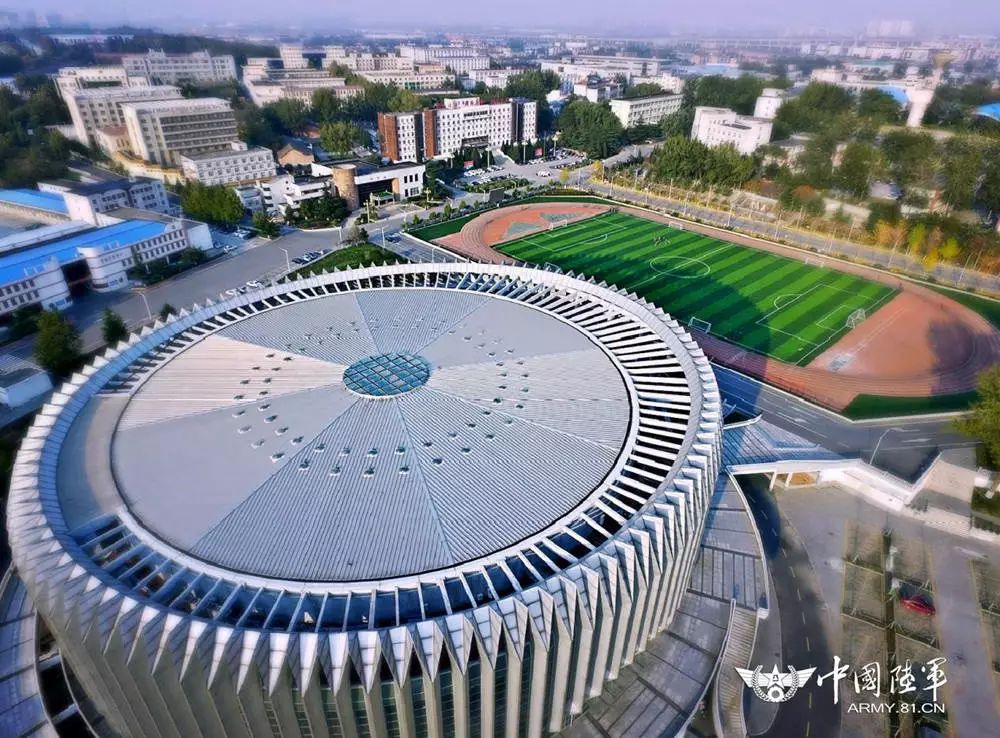 走过四季时光,最美还是陆军装甲兵学院