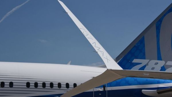 波音新型737 MAX 7客机本周成功完成首次试飞