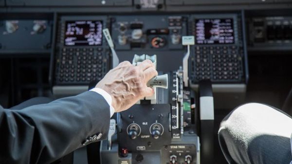 波音新型737 MAX 7客机本周成功完成首次试飞