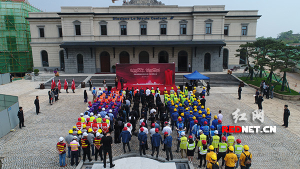 长沙华谊兄弟电影小镇举行9.28开业誓师大会