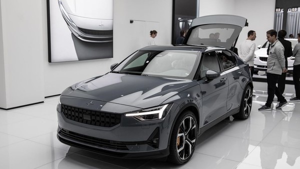 Polestar 2亮相日内瓦 直接对标特斯拉Model 3