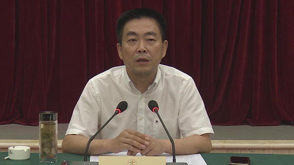 正宗皇冠 - 上海男篮新援加盟 “三分王”护航大鲨鱼
