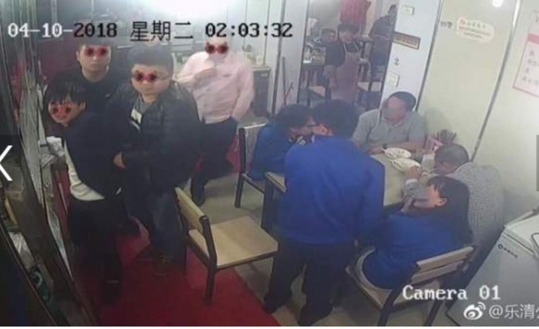 逃犯饭馆吹牛 正撞见11名便衣警察下班吃饭