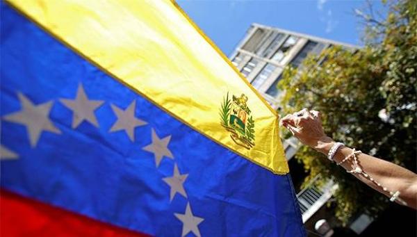 紧跟美国 巴西将应瓜伊多要求向委运送救援物