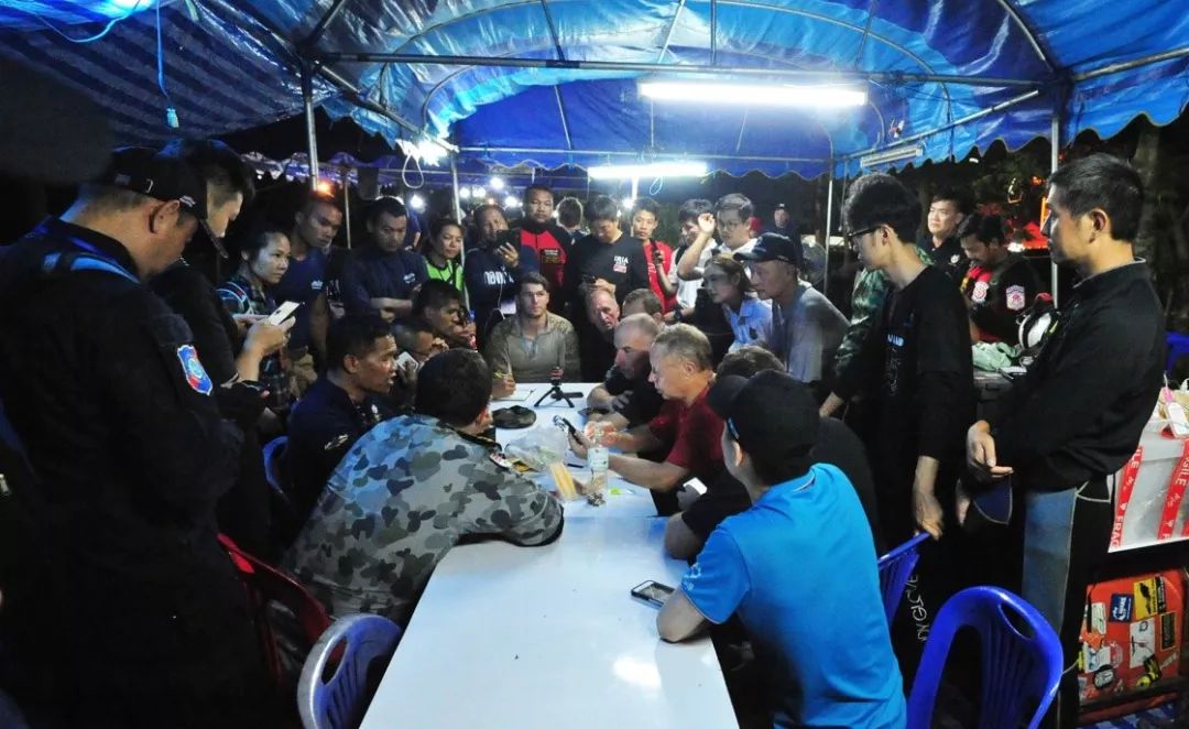 太原绿舟队员讲述搜救泰国少年足球队员经过