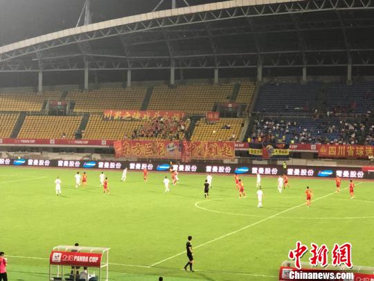熊猫杯国际青年足球锦标赛:中国队4:0横扫匈