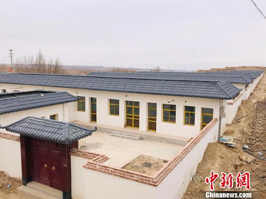 图为青碾村新农村。 艾庆龙 摄