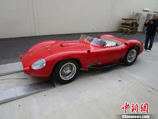 第二届进博会最“靓”展品入境