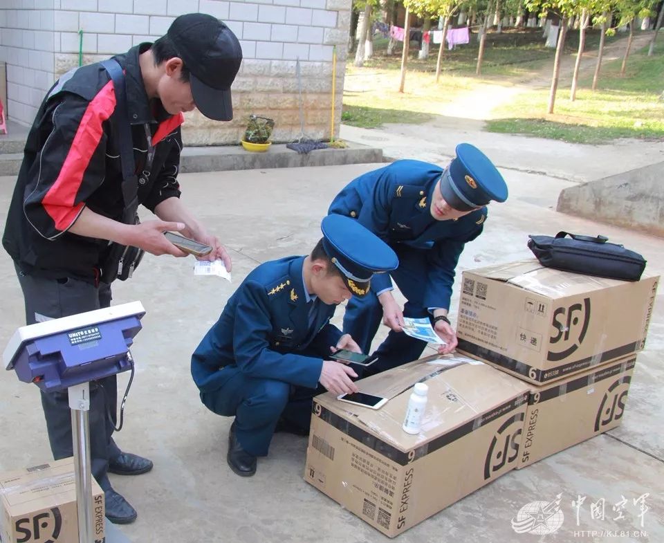 空军与地方物流企业签订战略合作协议一年来,