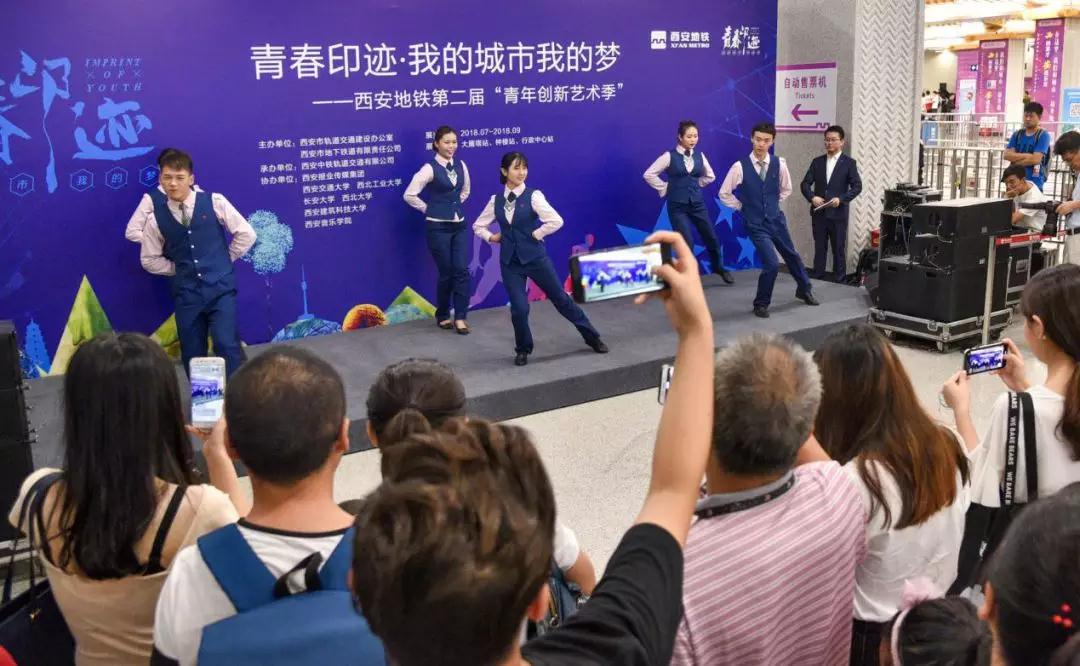 安这条楼梯在抖音收获了1500多万点击量!