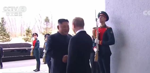 金正恩：朝鲜半岛的和平与安全完全取决于美国今后的态度