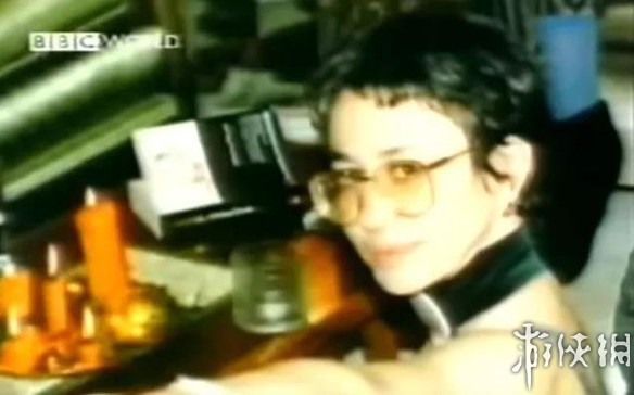 从兔女郎到免疫学科学家 成功转身可谓最华丽的女人