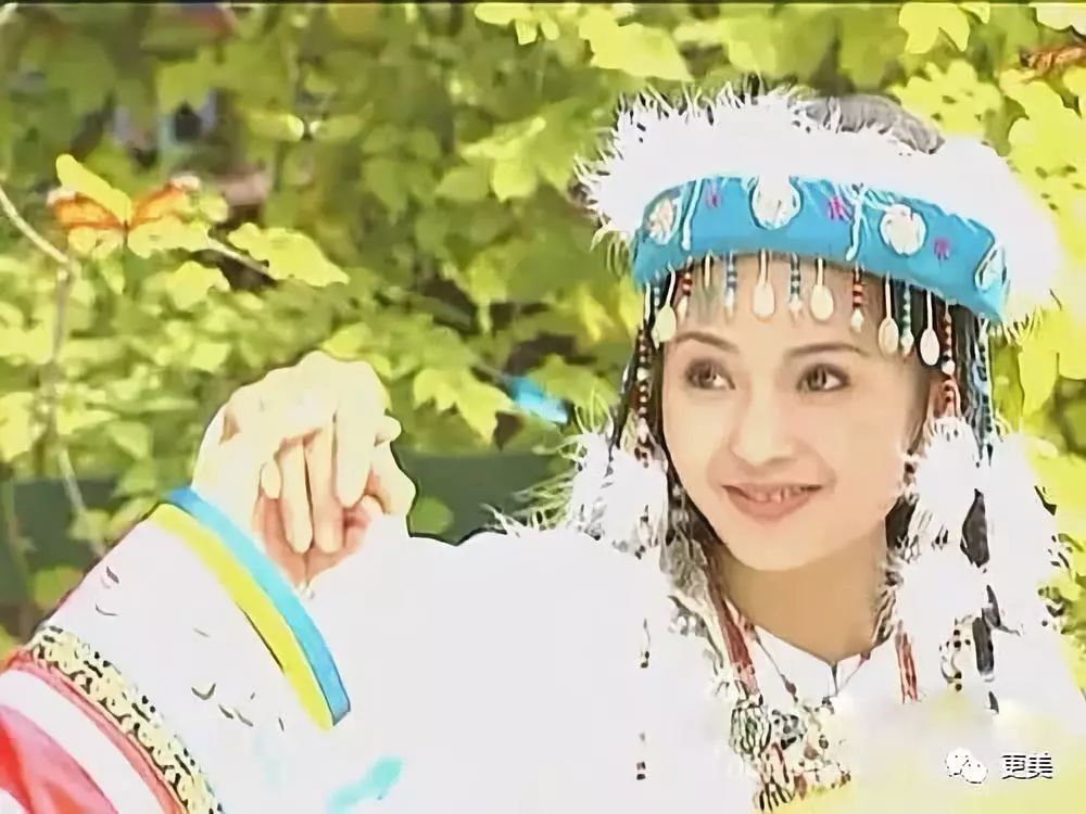 李沁、张嘉倪版香妃被全网diss丑,大家忘不了的是刘丹还是“经典”?