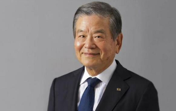 三木的老总_三木时尚博主穿搭图片(2)