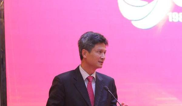 珠江实业老总_陕西凯德实业老总照片