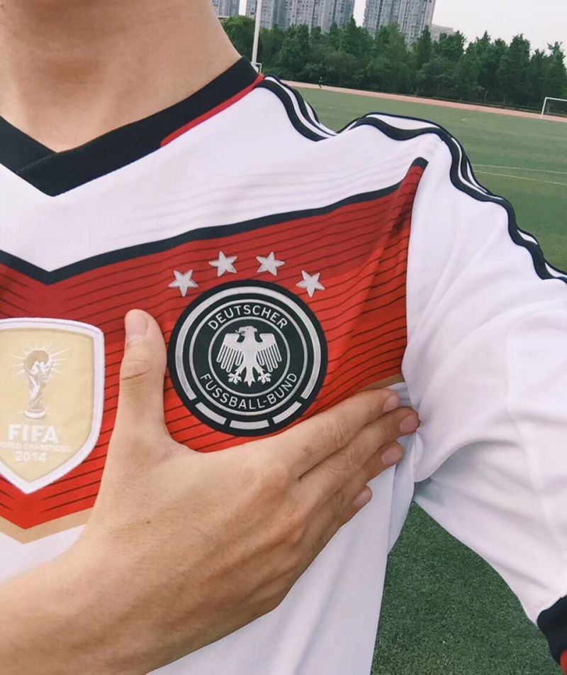 花有重开日,人无再少年