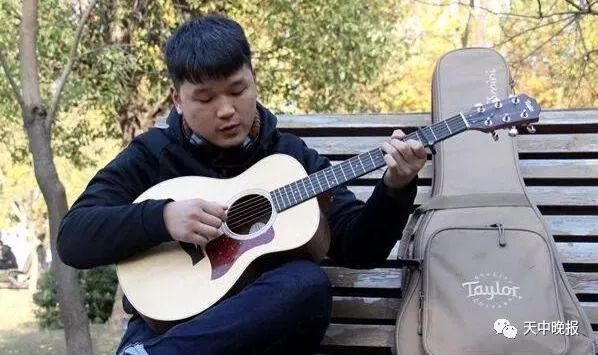 快手音乐排行榜_快手达人榜单丨音乐赛道成为年轻人深夜情绪的宣泄口