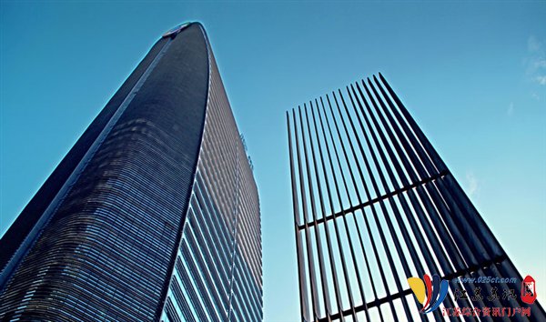 腾讯与中国汽车流通协会合作：打造智慧4S店