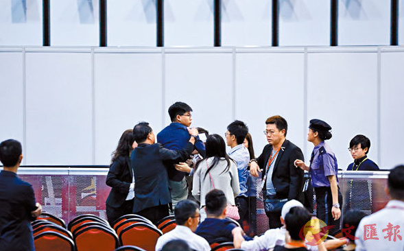 黄之锋拆台(文报告请示)