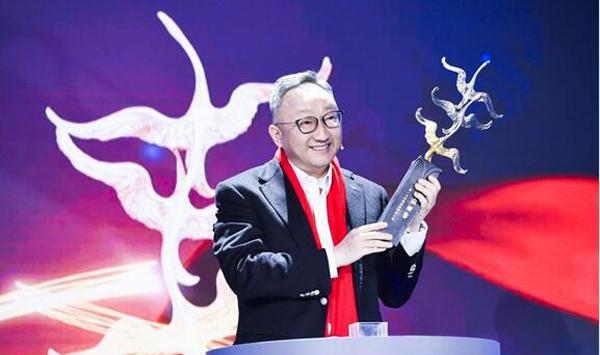 袁亞非獲2017十大經(jīng)濟(jì)年度人物獎(jiǎng)
