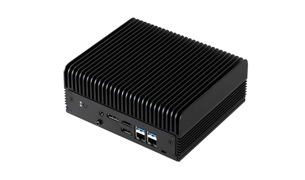 挑战Intel NUC!AMD嵌入式锐龙打造高性能迷你机