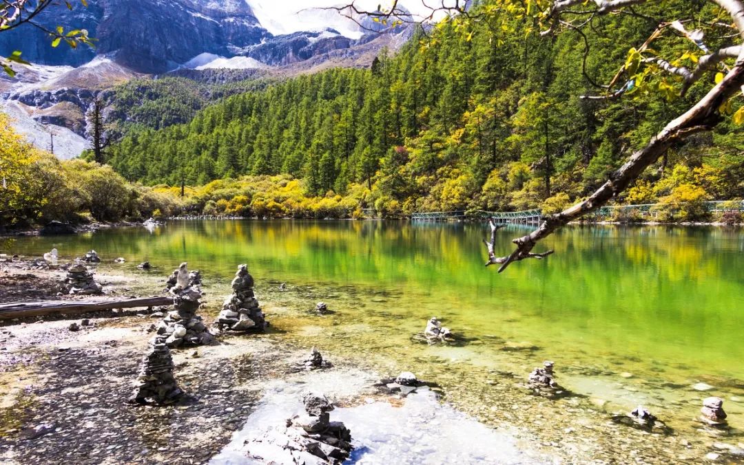 跟着抖音去旅行,那些点赞100W+的旅行地,你去