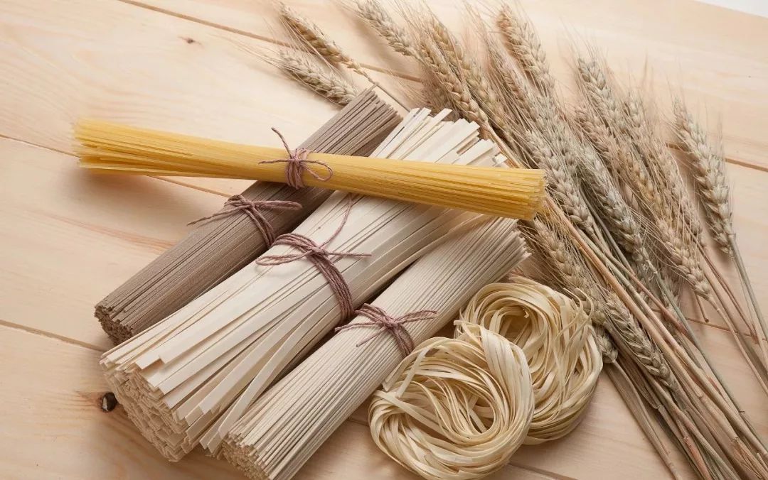 鸡蛋面、绿豆面、荞麦面，这些品种到底该怎么选?