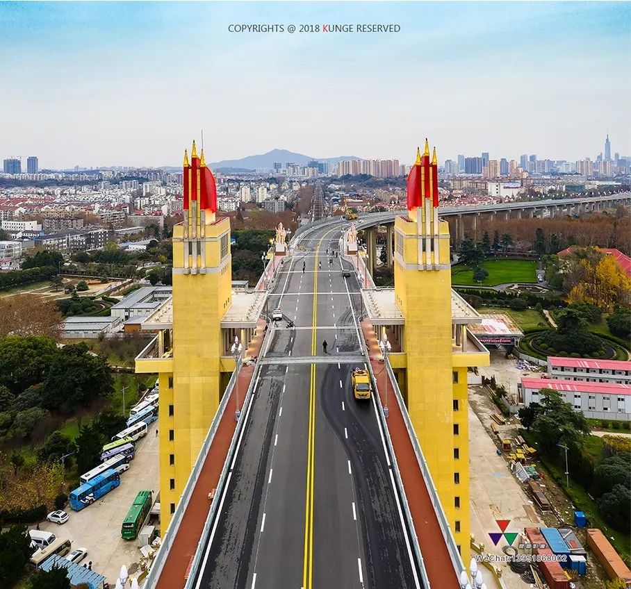 南京长江大桥今日正式恢复通行,手绘视频回忆50年大桥故事