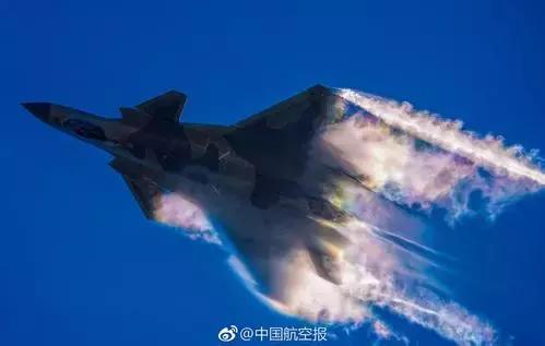 中国研制全新二元矢量喷管技术，歼-20终极形态竟是F-22？