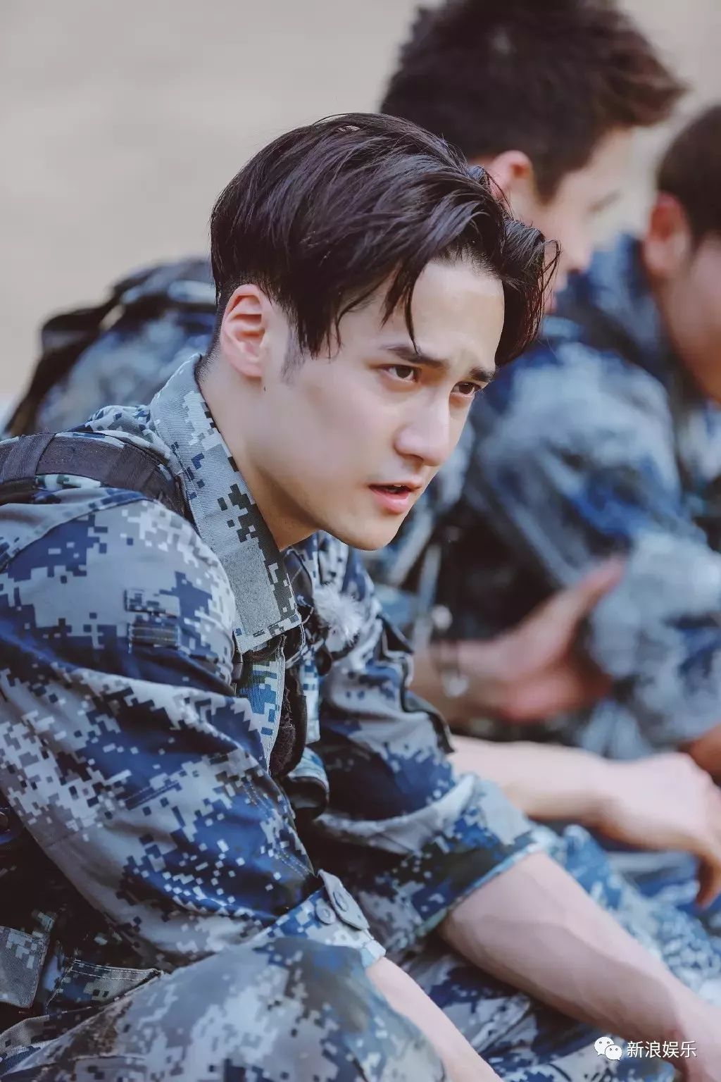 蒋劲夫这样的人算不算巨婴?