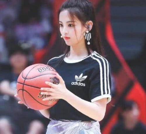 网曝杨超越要参与男篮世界杯抽签 或与姚明、