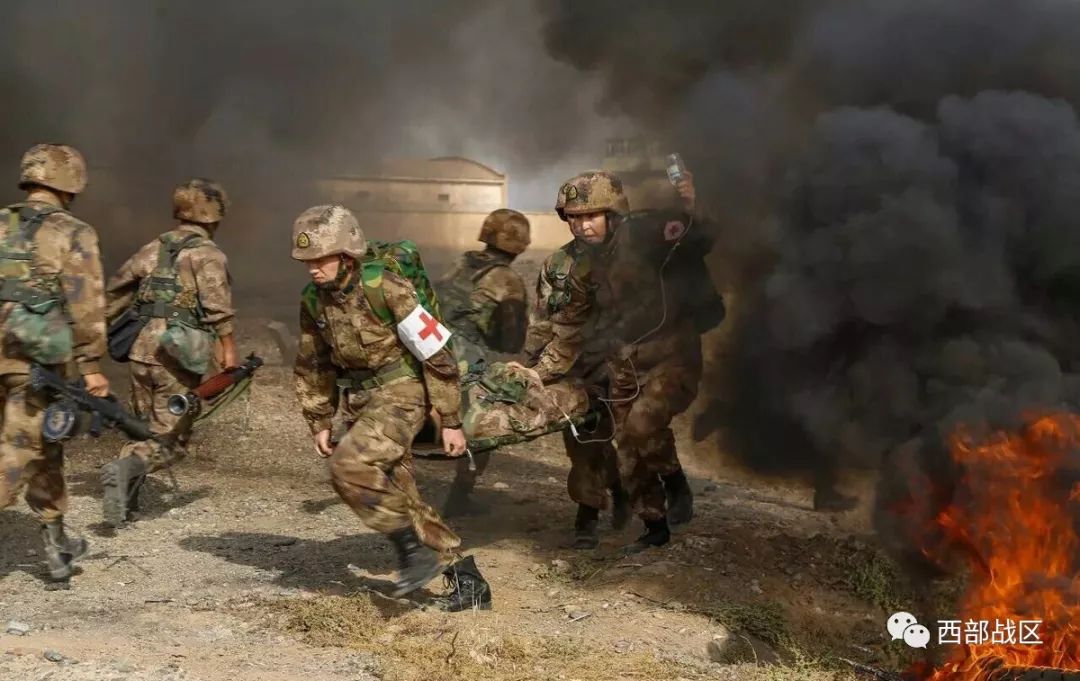 兵哥哥在这次活动中献上了初吻……|战伤|兵哥哥|初吻_新浪军事_新浪网