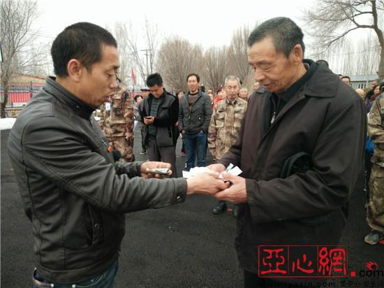 塔城裕民人口_塔城小猫(3)