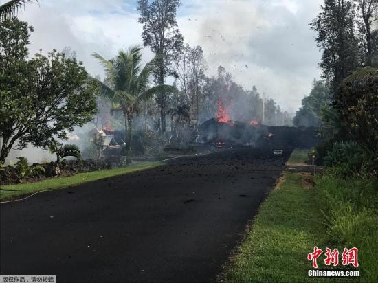 火山爆发 强震连袭夏威夷