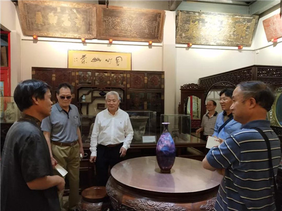 古玩城老总_儋州的古玩城