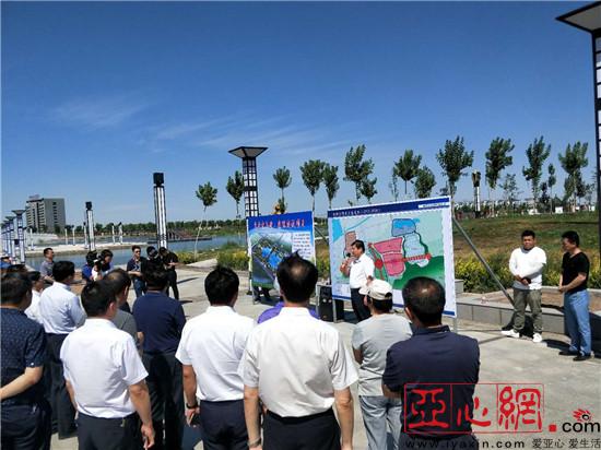新疆阜康市领导陪同十二师调研观摩阜园康园建设项目