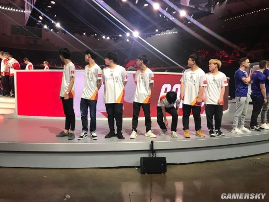 《守望先锋》世界杯之旅 这个世界需要更多英