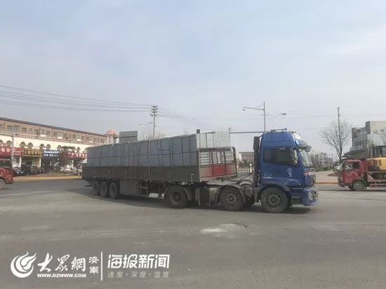 三天两起车祸2人丧命！济南这个路口大货“横行”！附近居民都说……