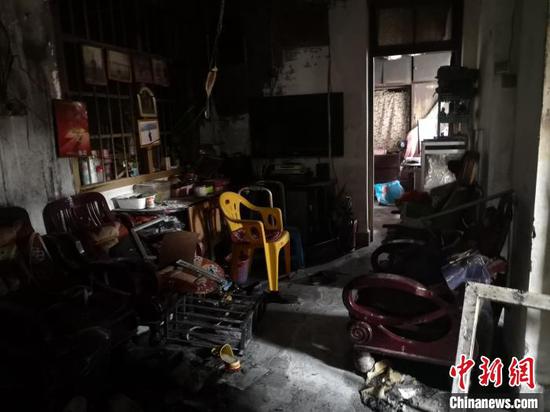 图为火灾现场。 林馨 摄