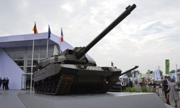 图为德法联合研制的新型坦克